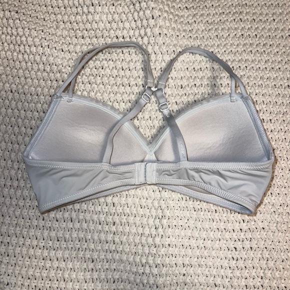 Bra - Picture 2 of 3